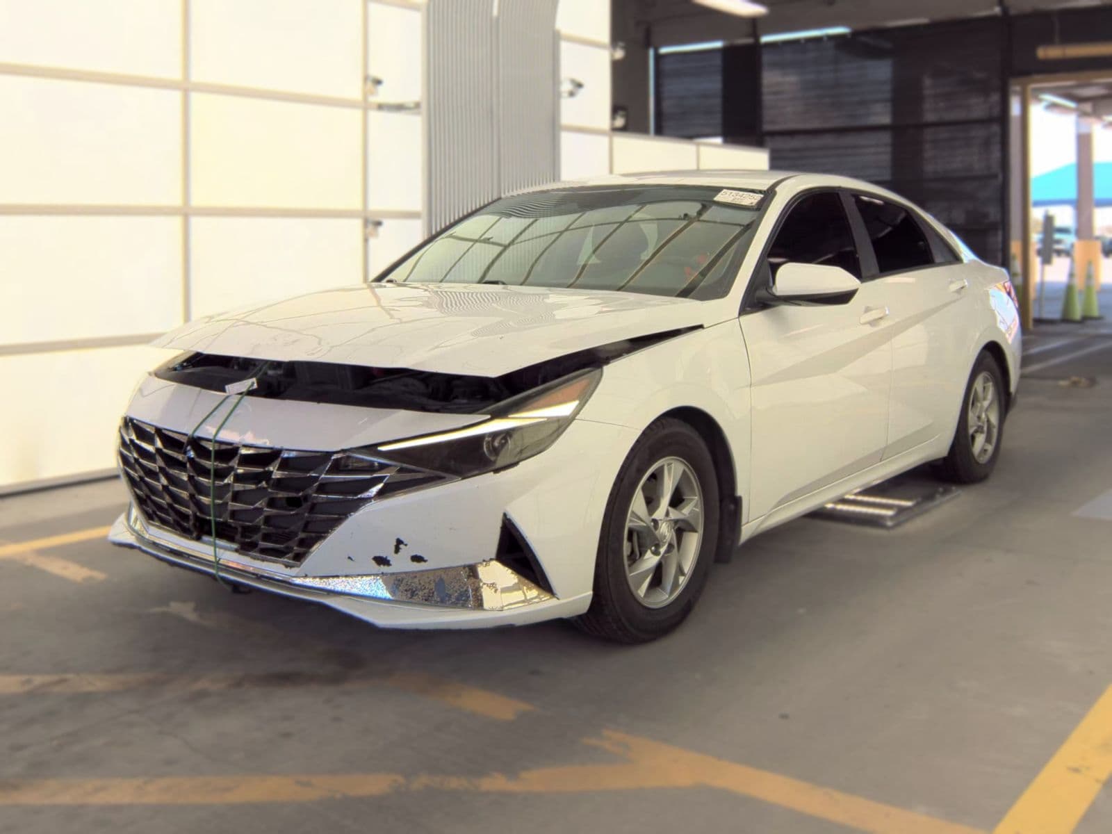 2022 HYUNDAI ELANTRA SE 1