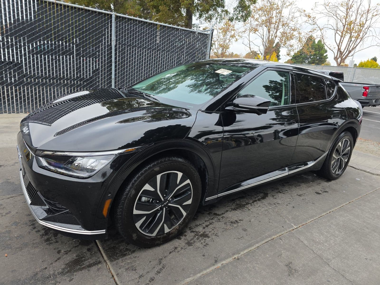 2023 KIA EV6 Wind