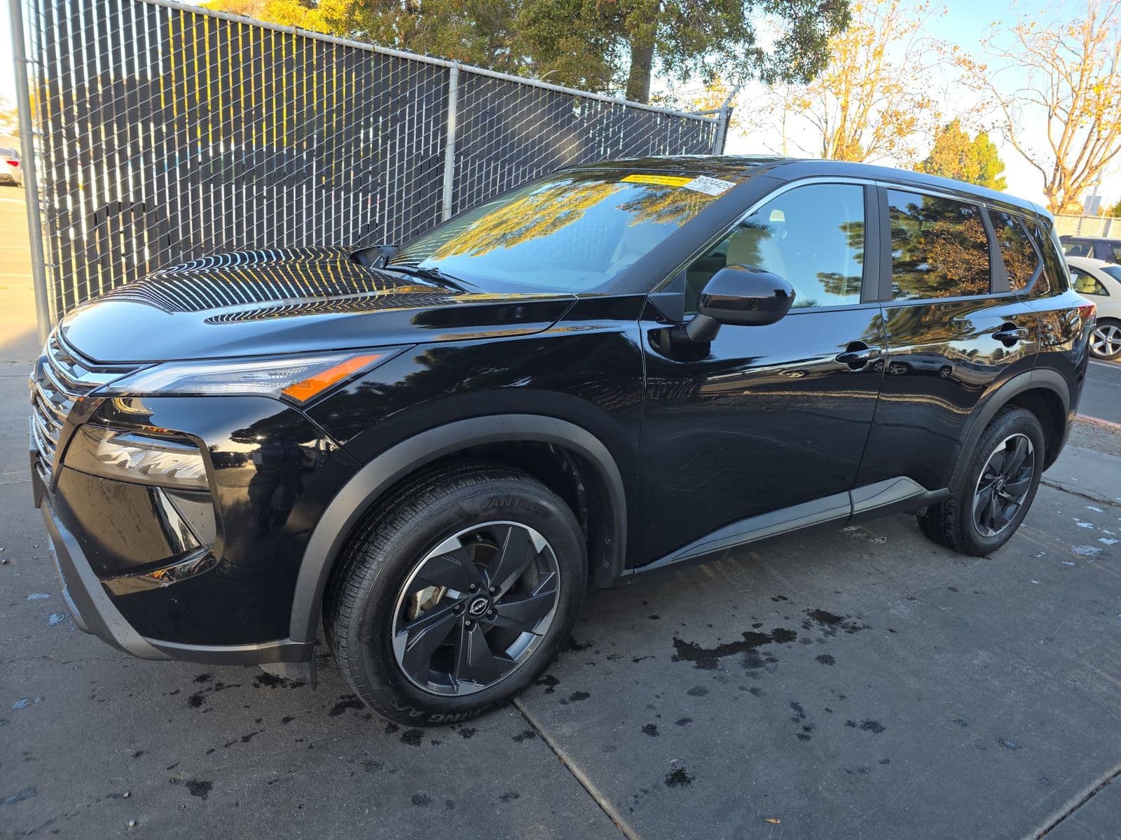 2025 NISSAN ROGUE SV