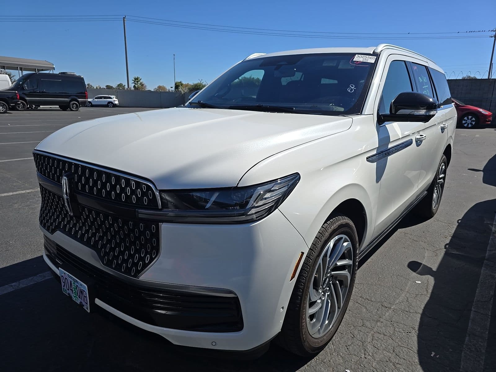 2025 LINCOLN NAVIGATOR Reserve