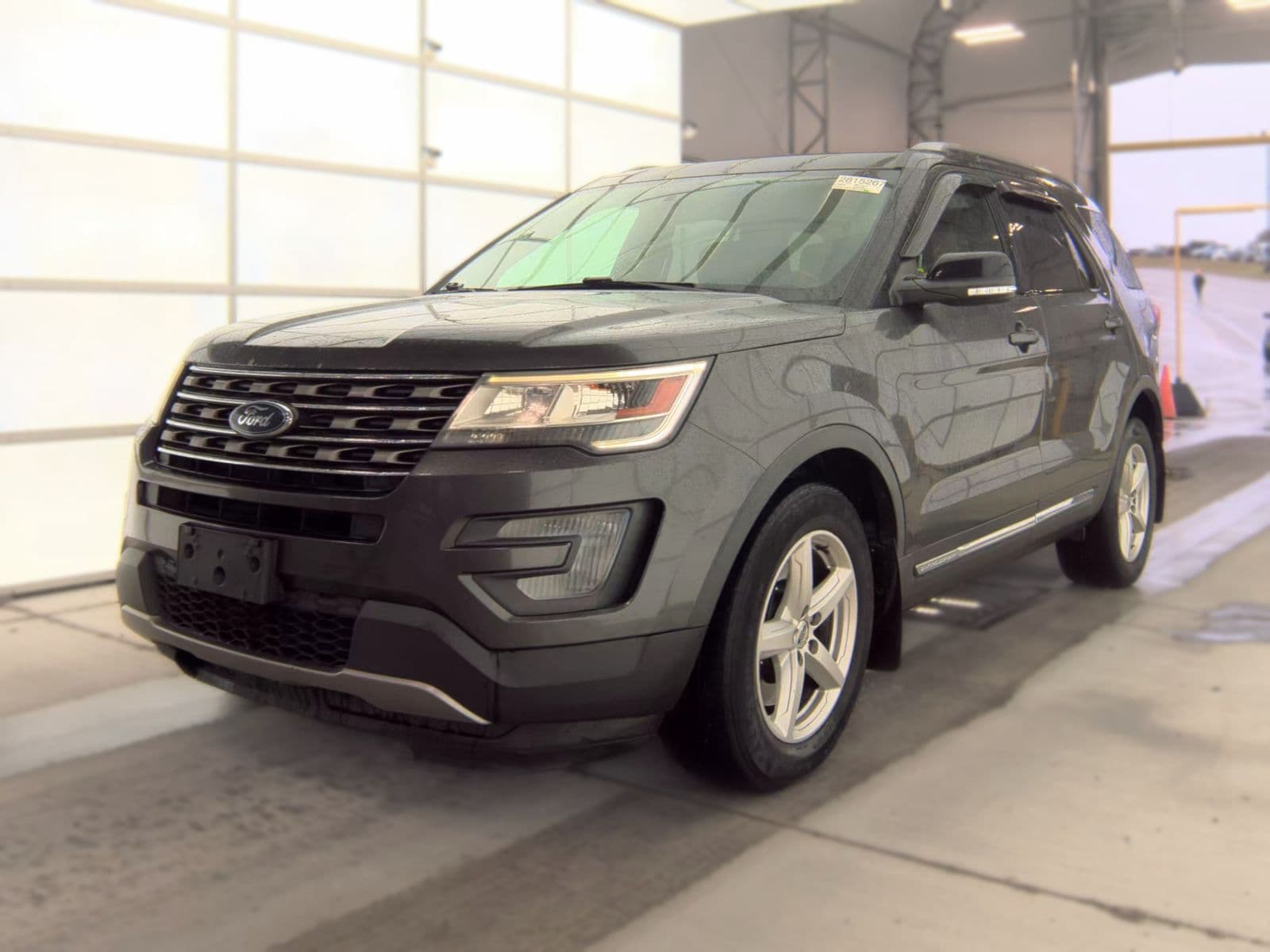 2017 FORD EXPLORER XLT 1