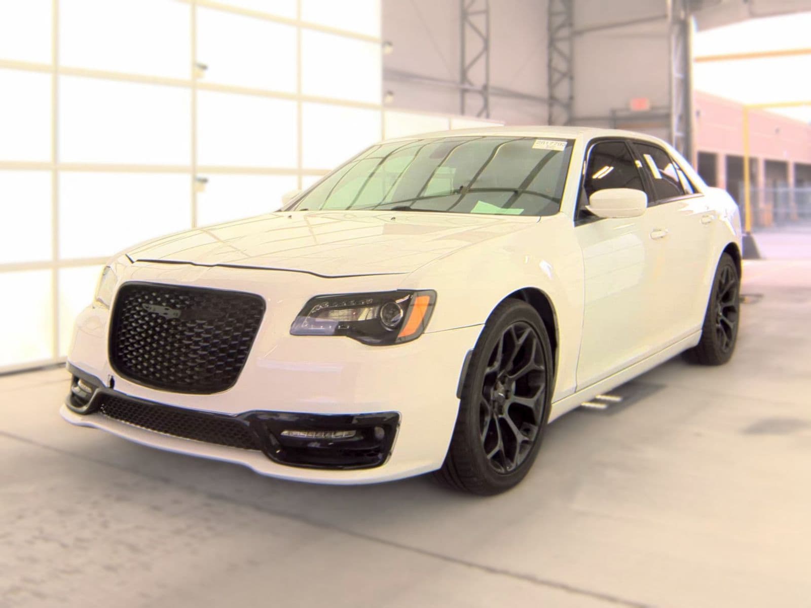 2019 CHRYSLER 300 S 1