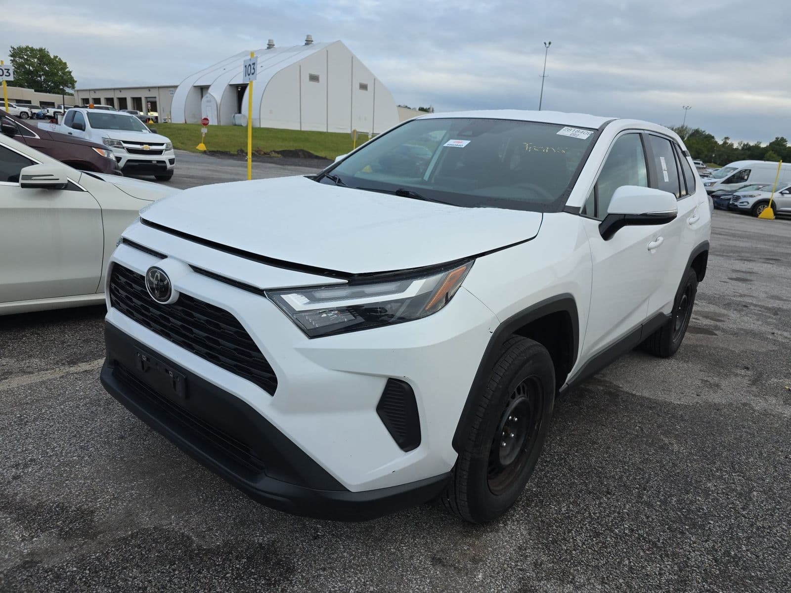 2023 TOYOTA RAV4 LE