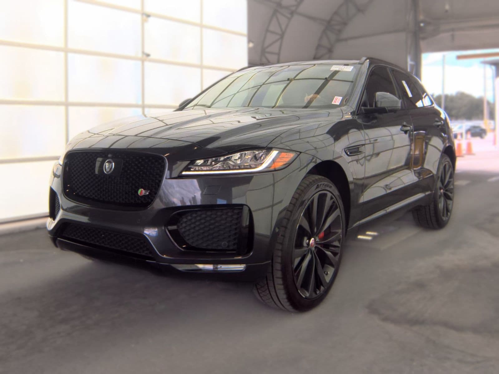 2018 JAGUAR F-PACE S