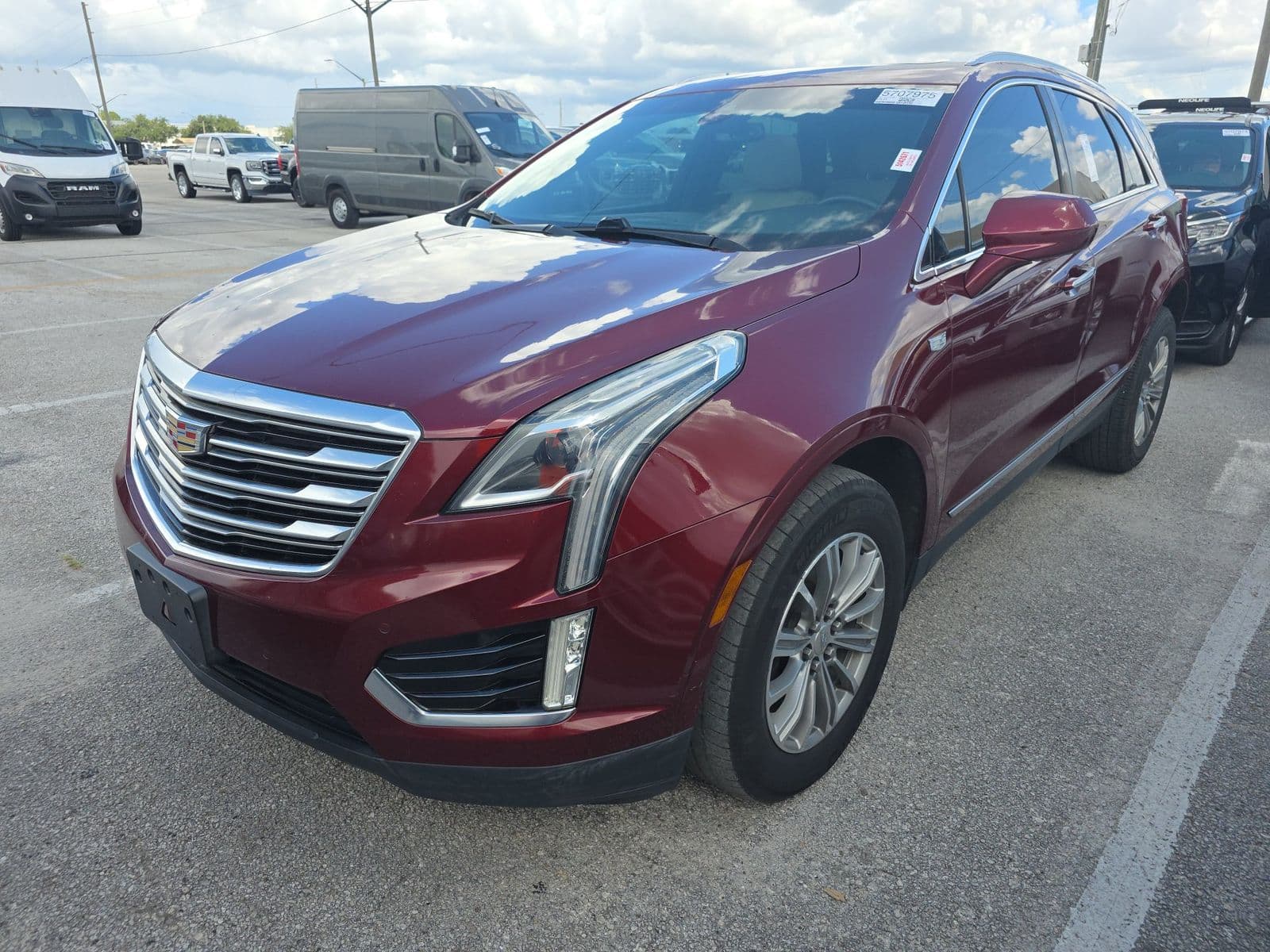 2017 CADILLAC XT5 Luxury