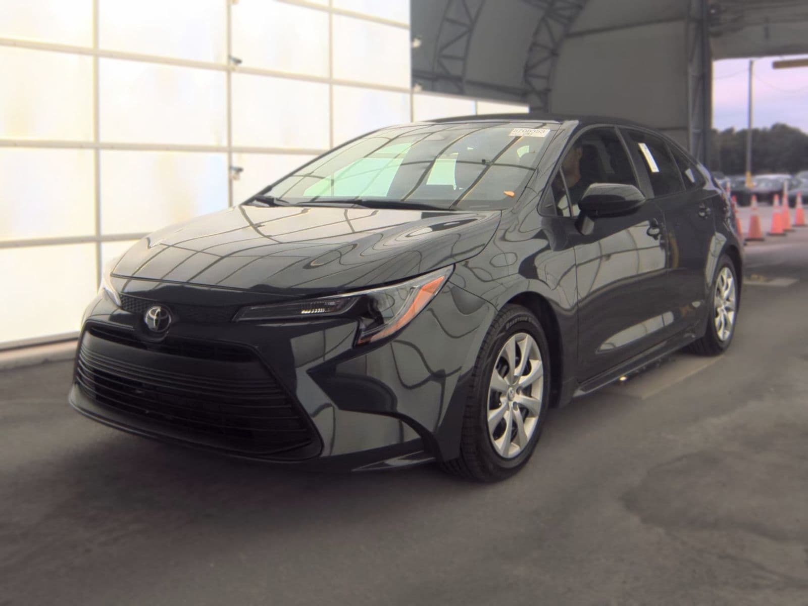 2025 TOYOTA COROLLA LE 1