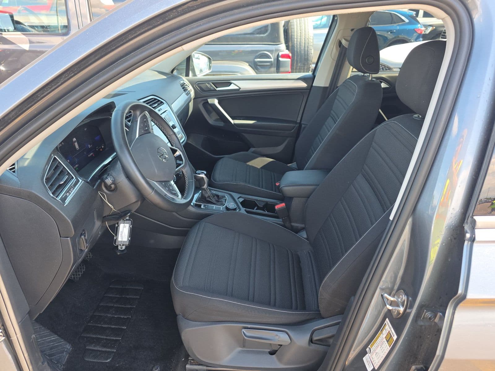 2023 VOLKSWAGEN TIGUAN 2.0T S