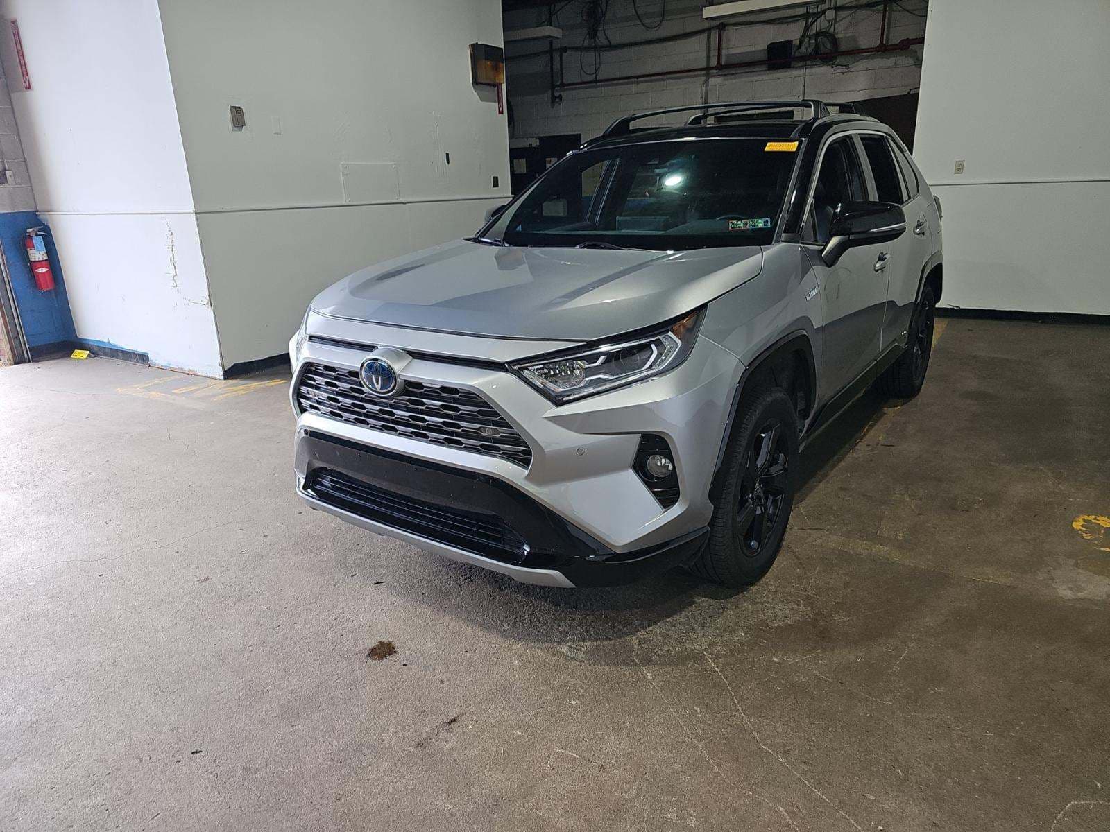 2021 TOYOTA RAV4 HYBRID XSE