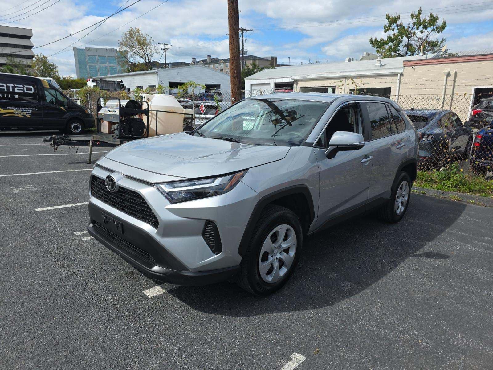 2025 TOYOTA RAV4 LE