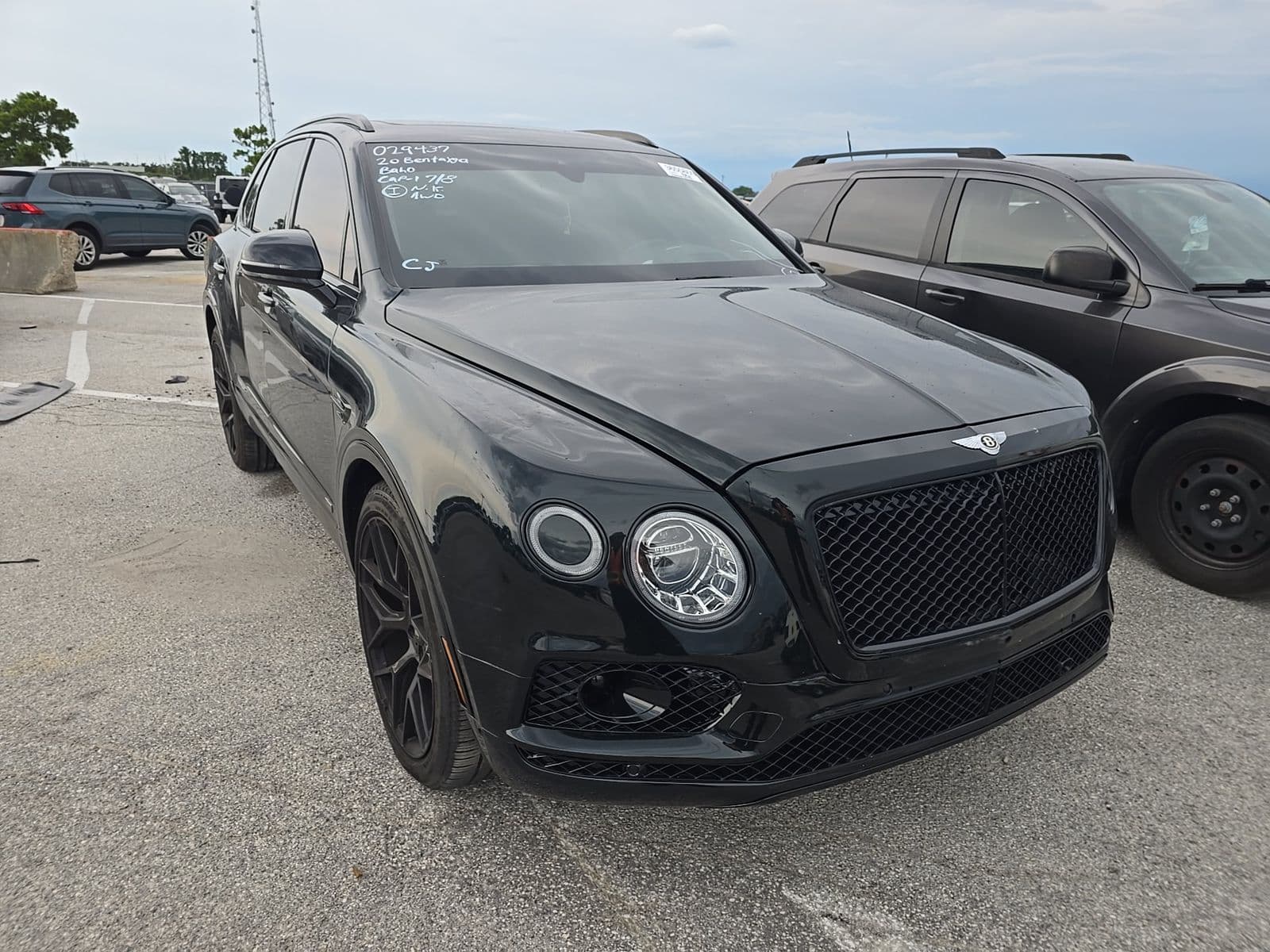 2020 BENTLEY BENTAYGA V8