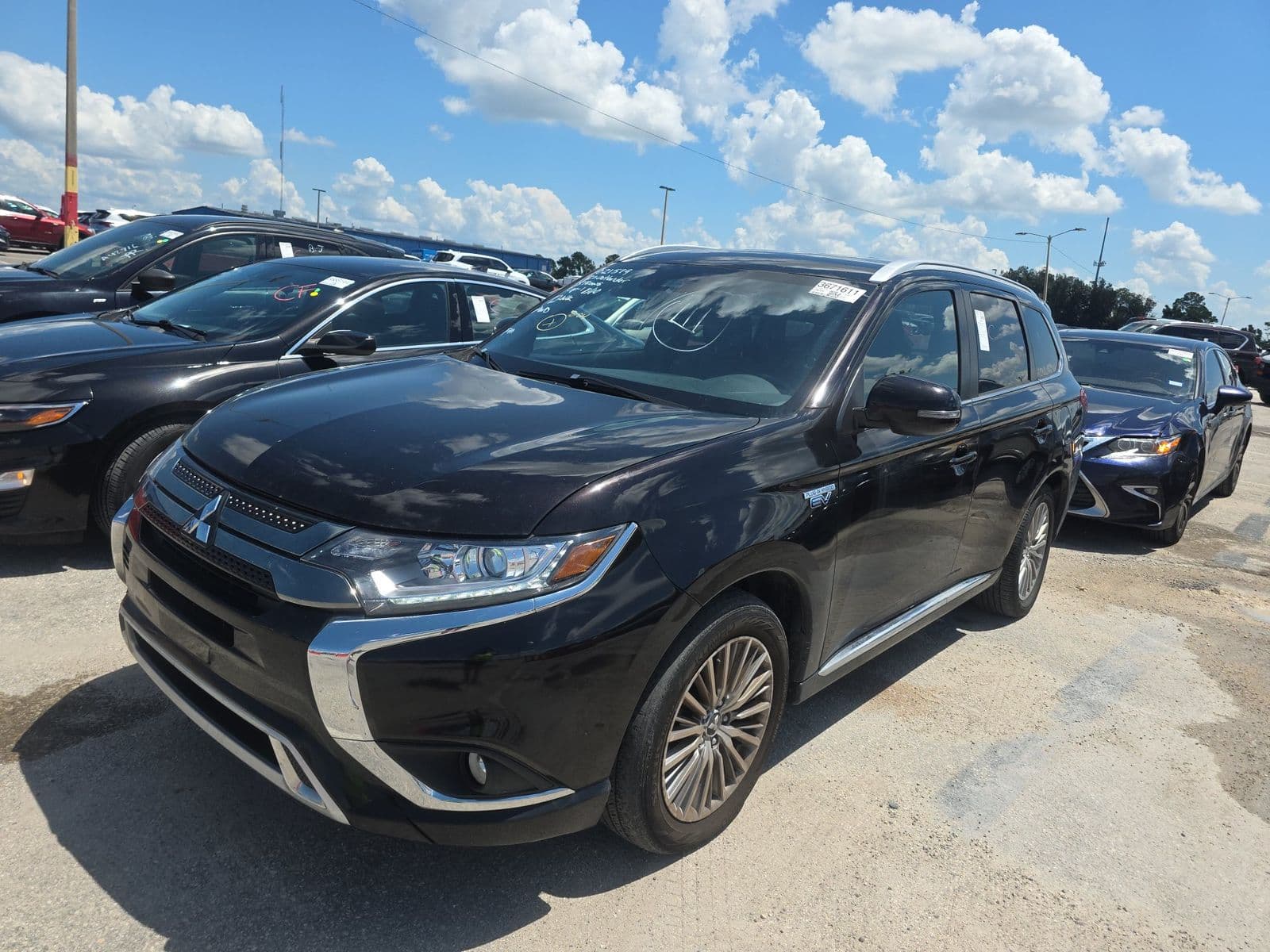 2022 MITSUBISHI OUTLANDER PHEV LE