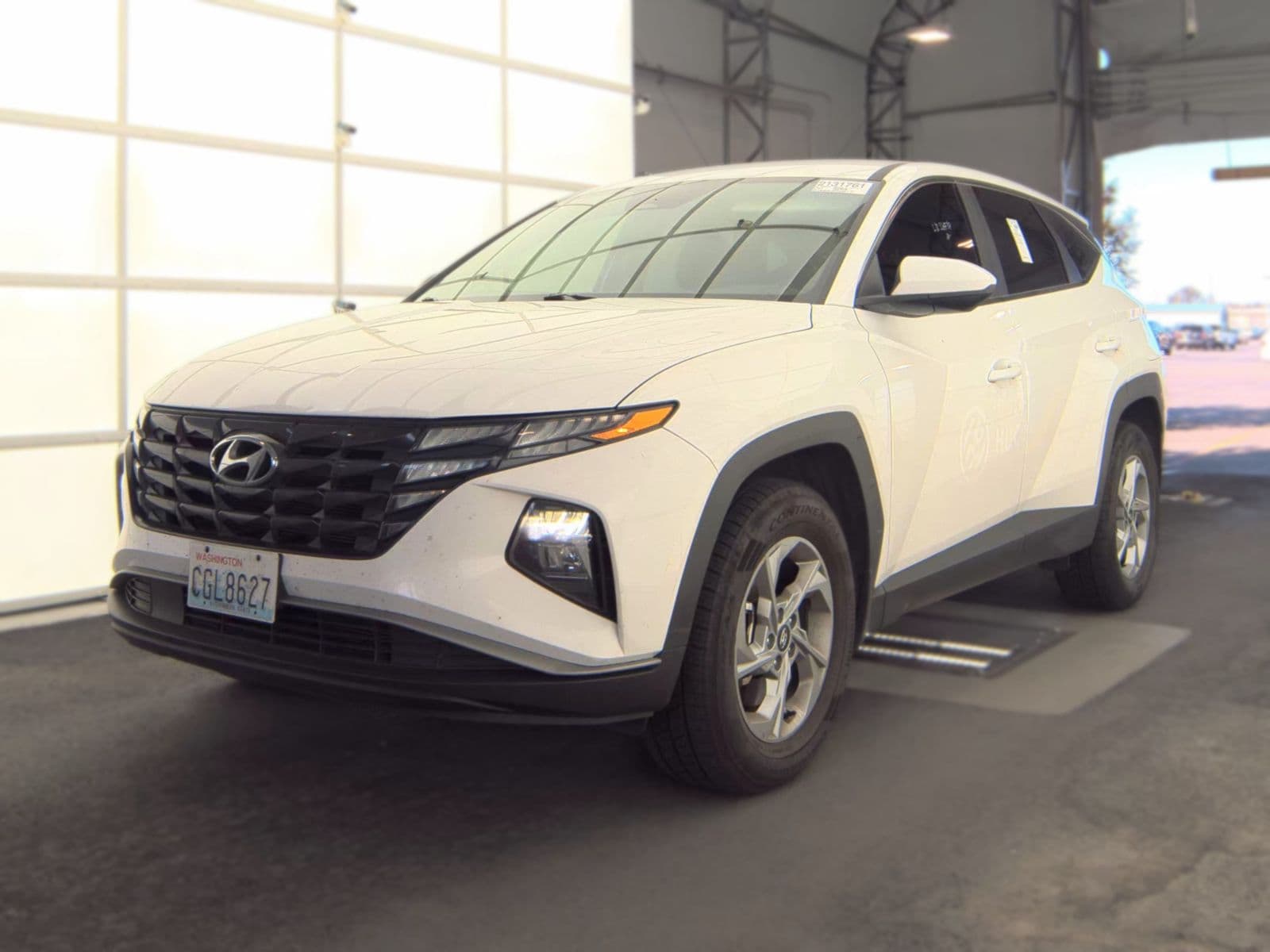 2023 HYUNDAI TUCSON SE