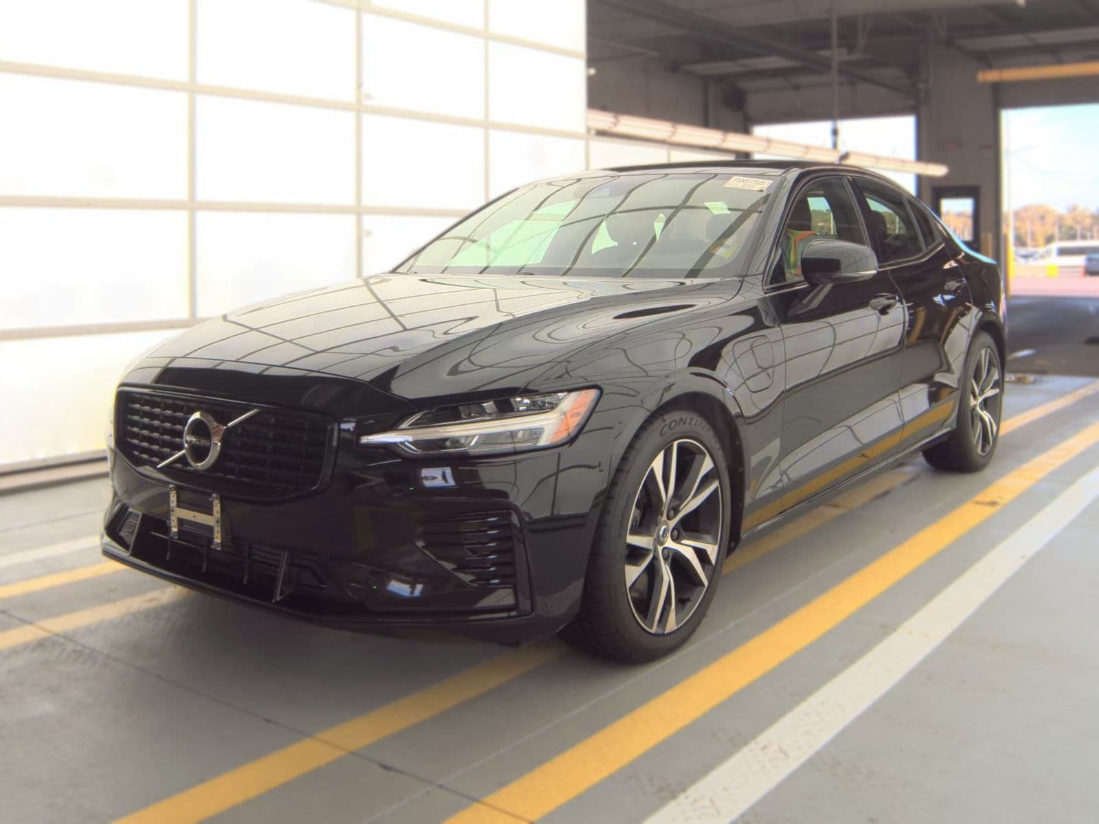 2021 VOLVO S60 RECHARGE T8 R-DESIGN Expression