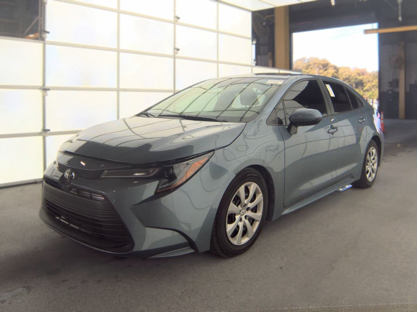 2023 TOYOTA COROLLA LE 1