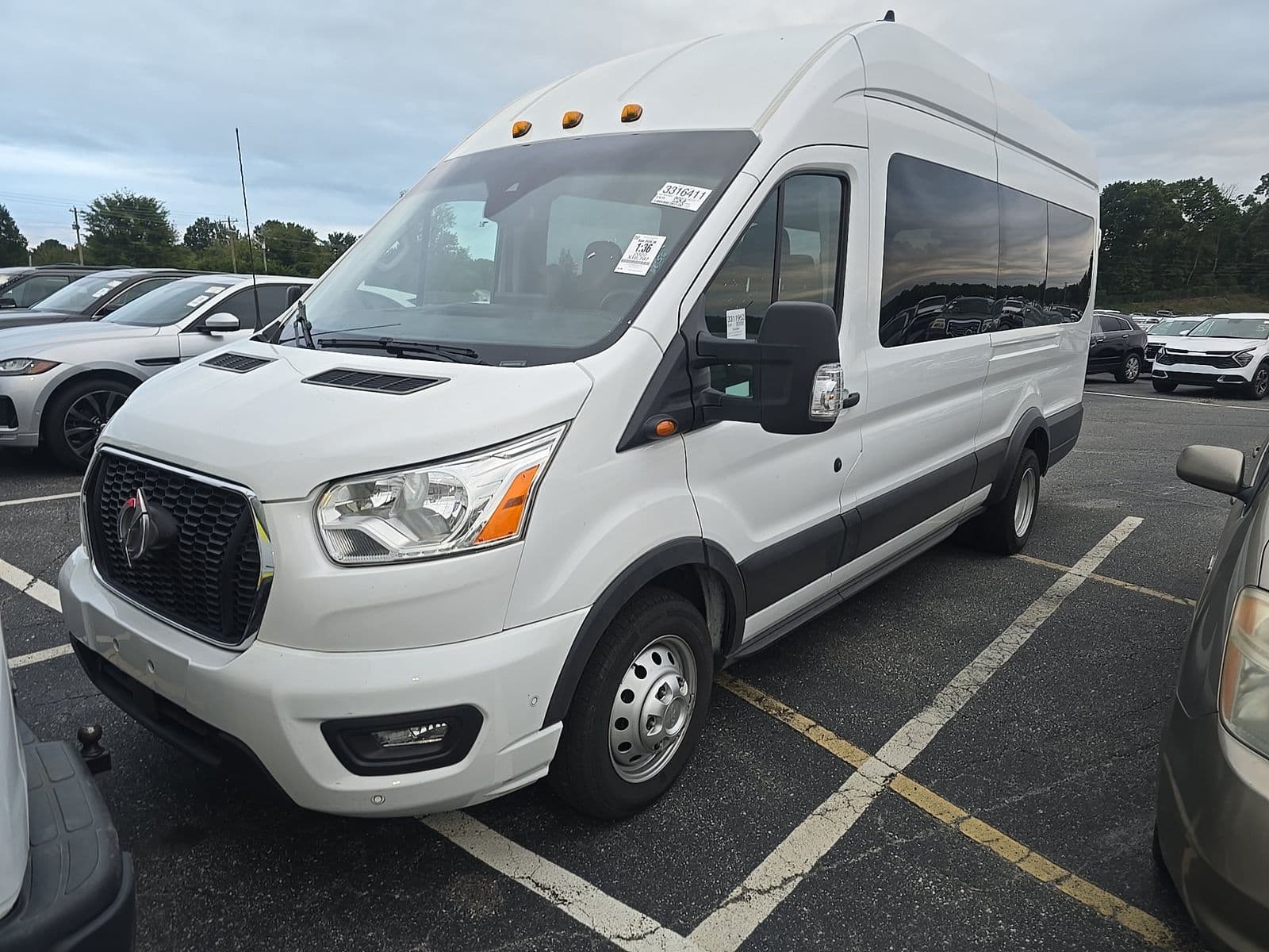 2022 FORD TRANSIT 350 HD XLT