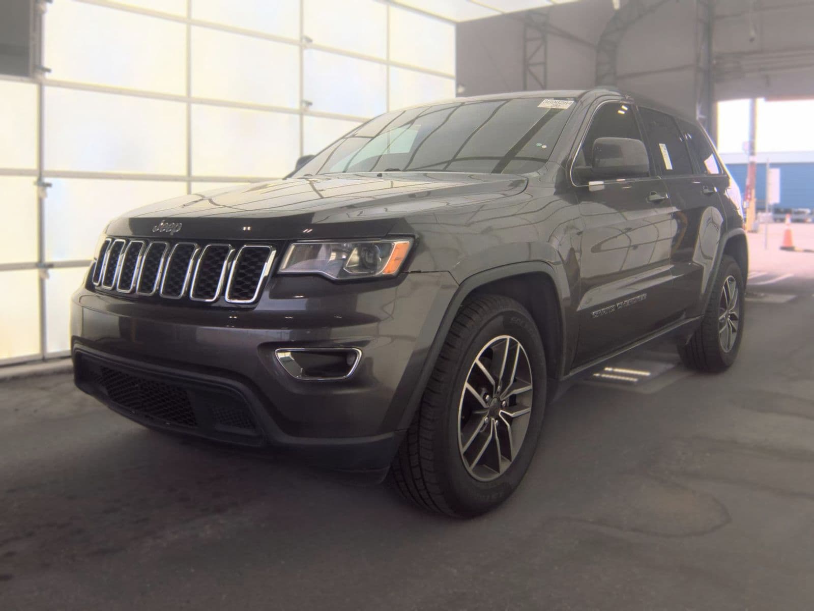 2019 JEEP GRAND CHEROKEE LAREDO E Edition