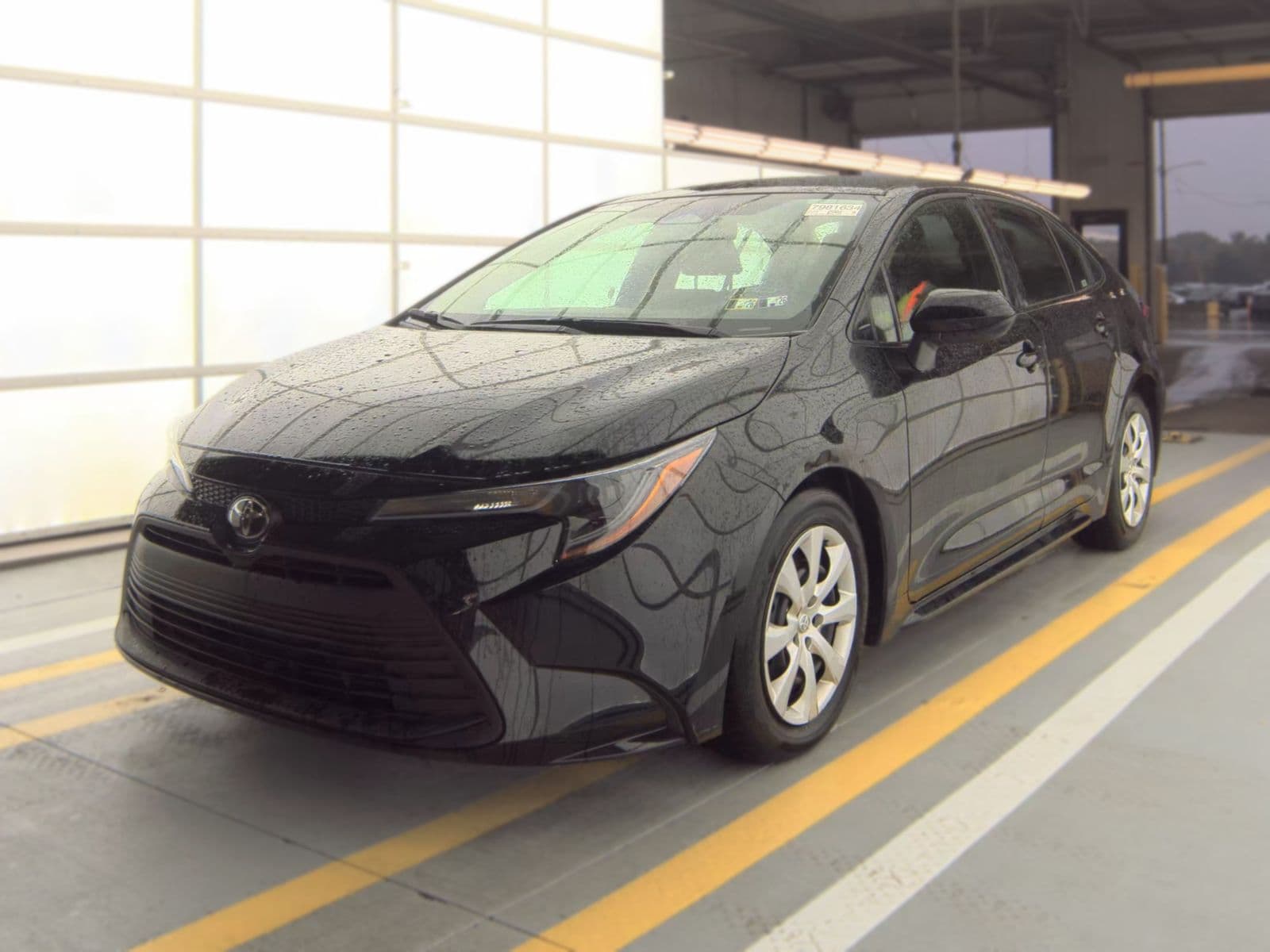 2025 TOYOTA COROLLA LE 1