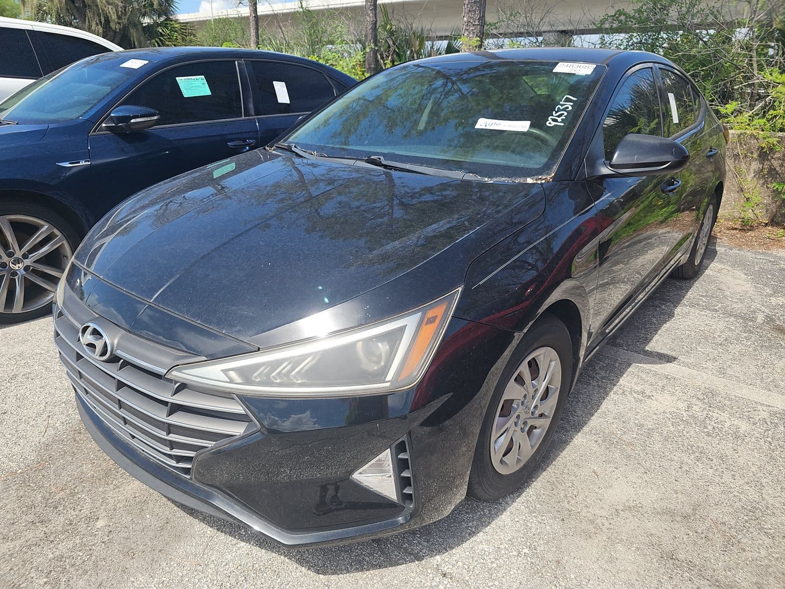 2020 HYUNDAI ELANTRA SE 1