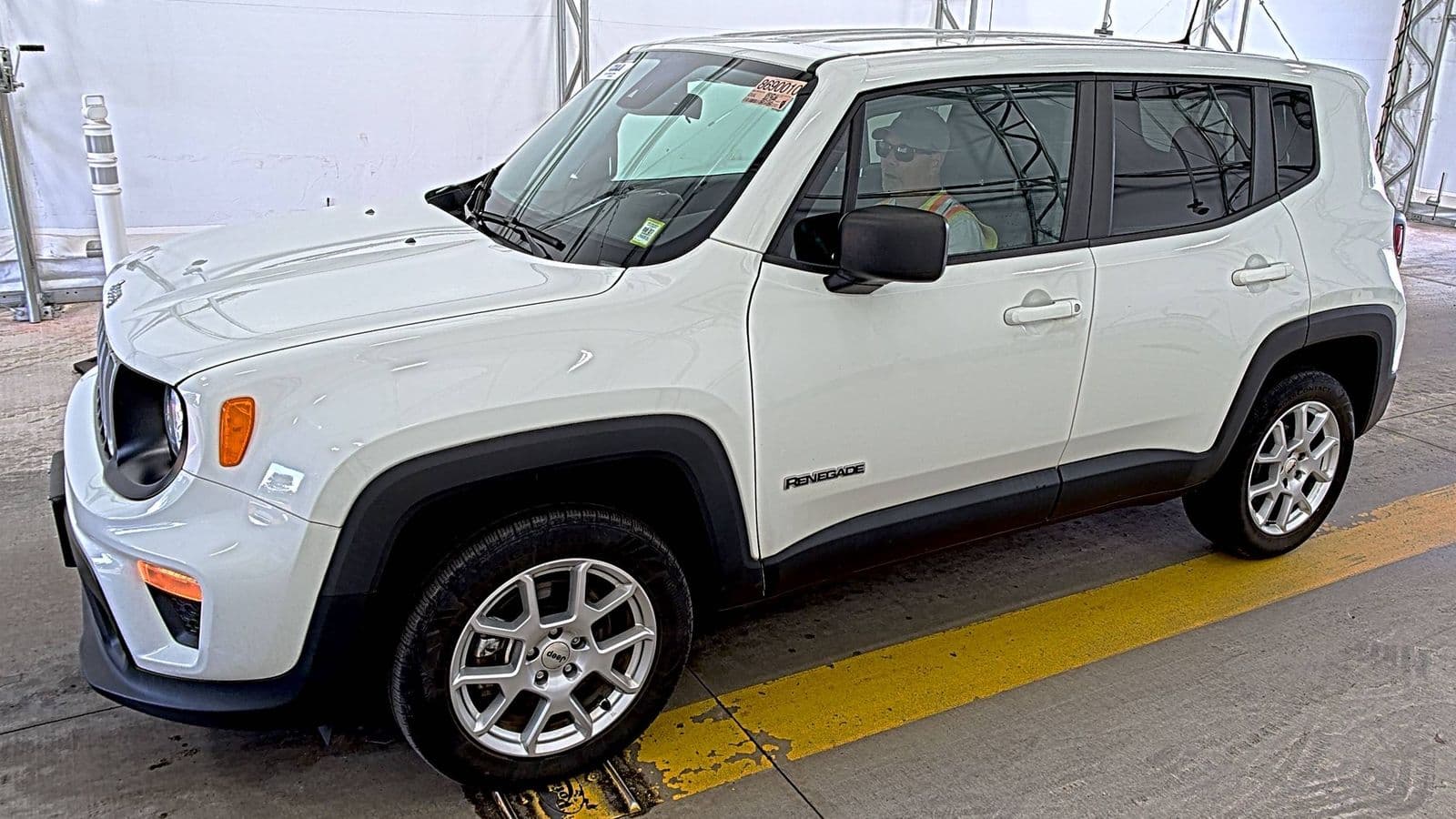 2023 JEEP RENEGADE Latitude 1