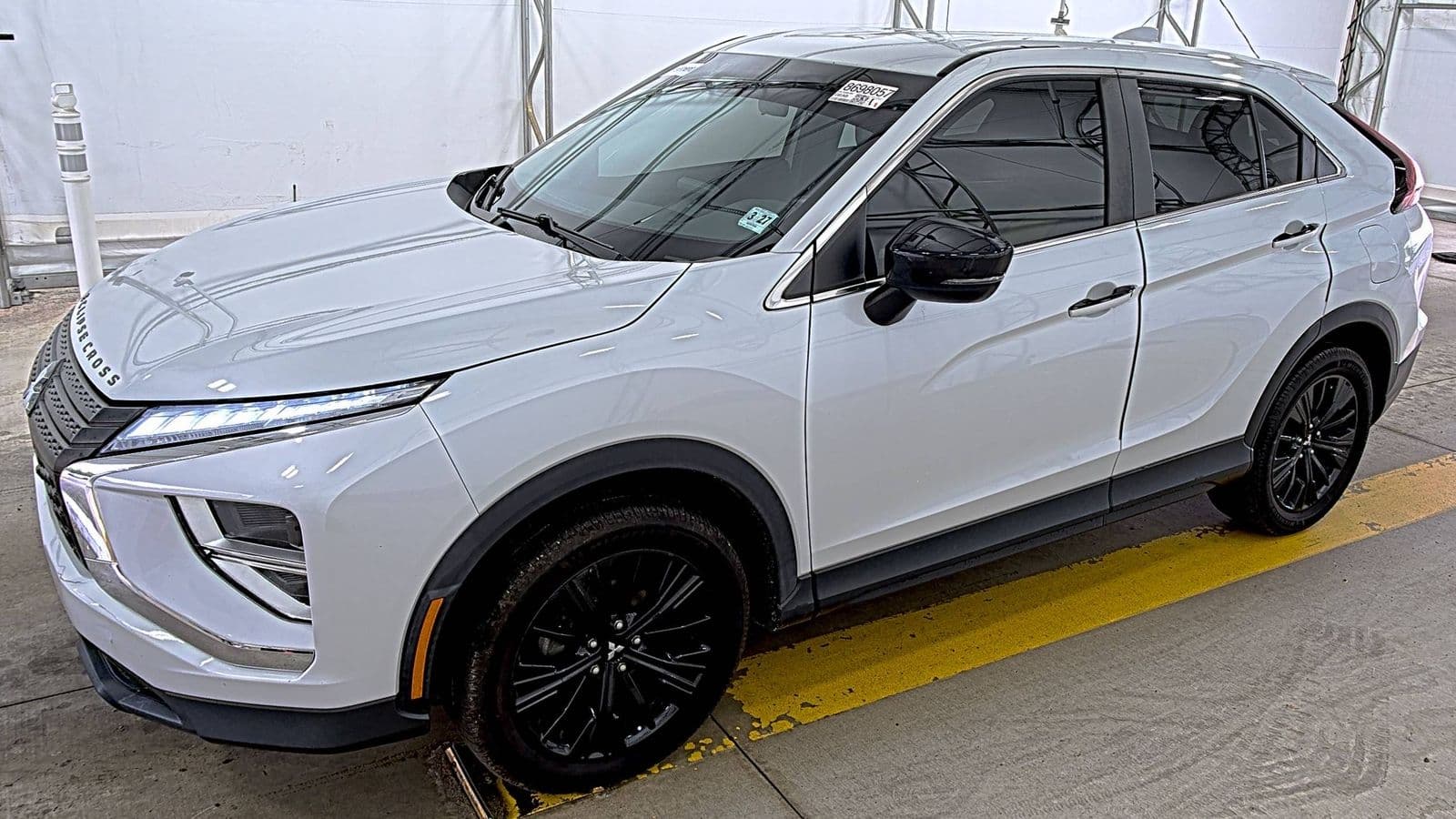 2022 MITSUBISHI ECLIPSE CROSS LE 1