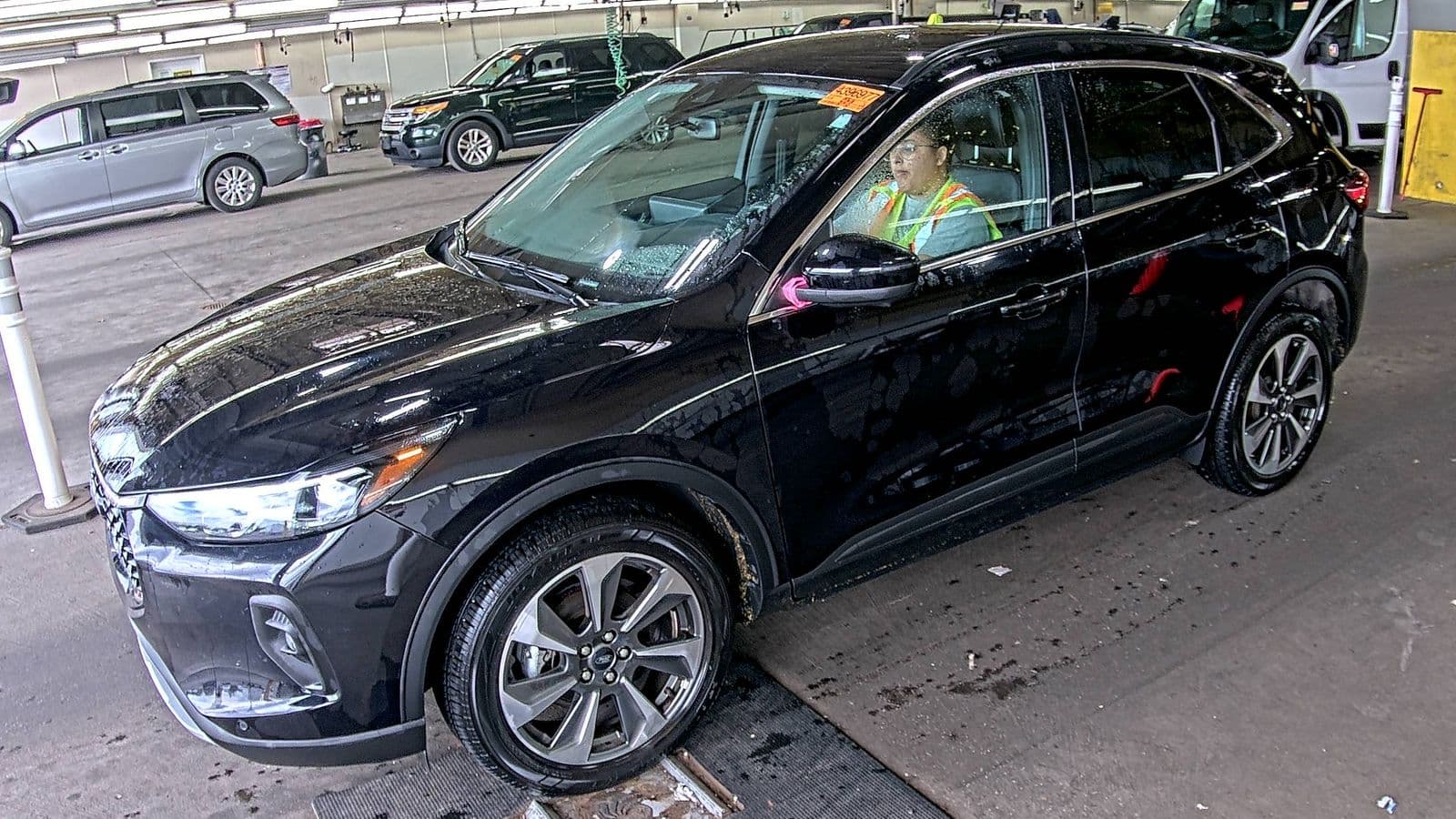 2024 FORD ESCAPE Platinum