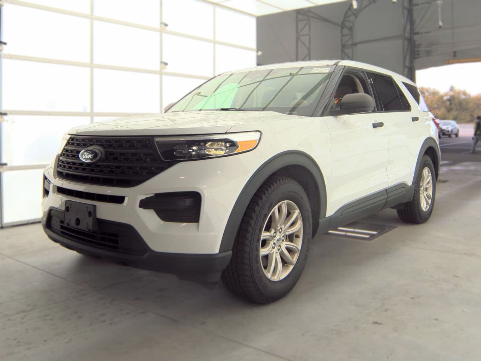 2021 FORD EXPLORER Base 1