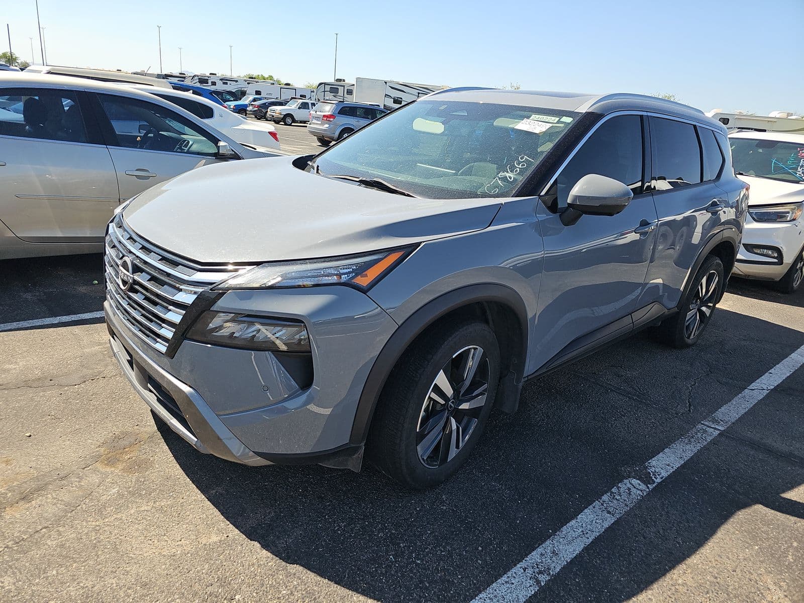 2024 NISSAN ROGUE SL