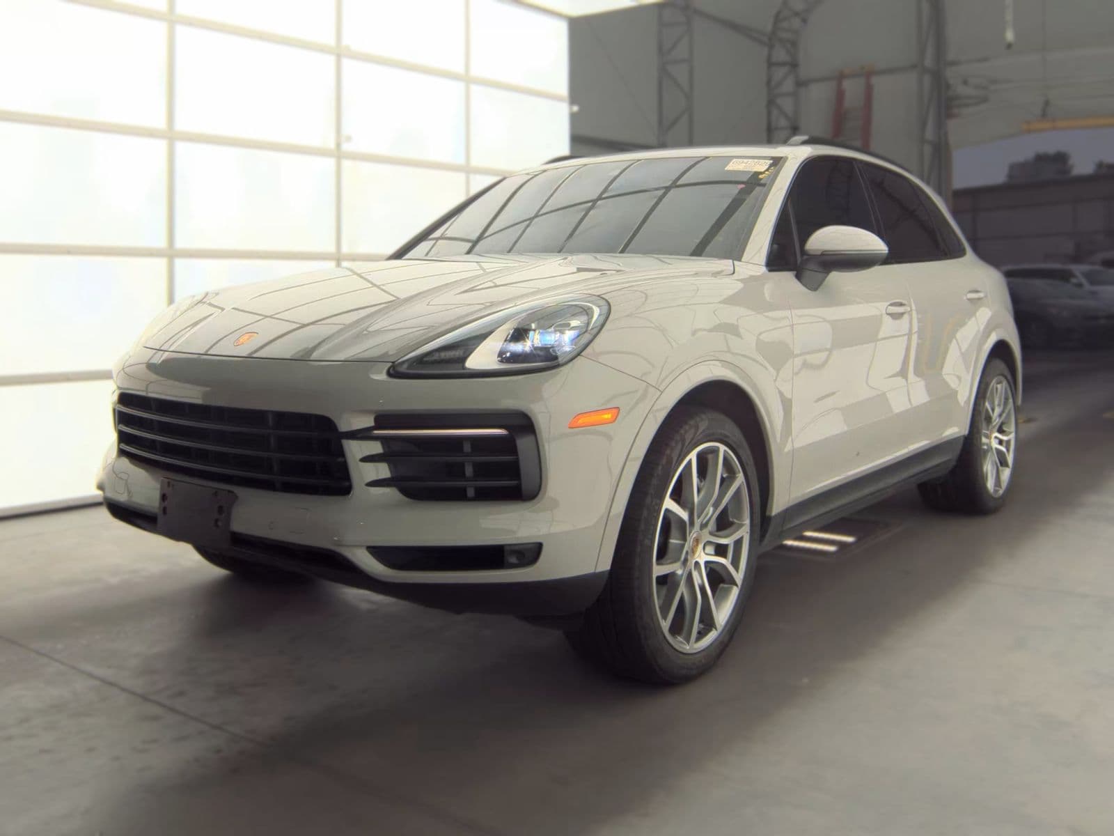 2023 PORSCHE CAYENNE PLATINUM Edition