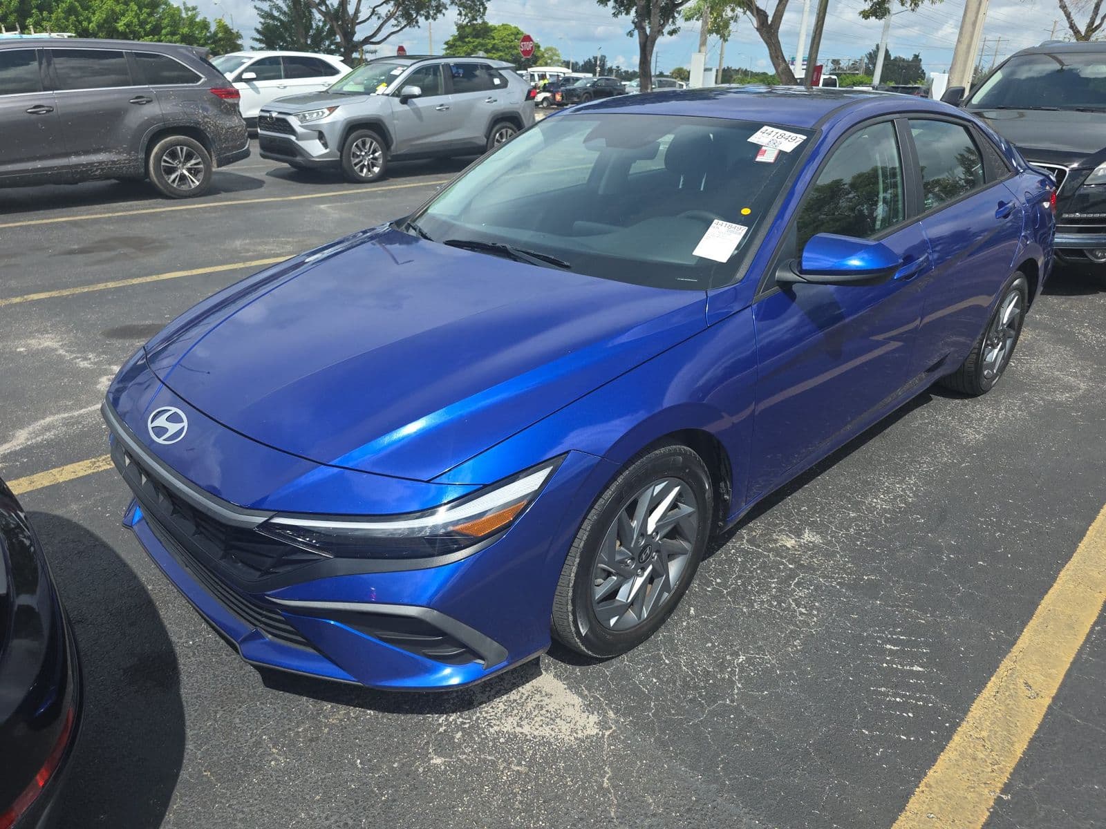2024 HYUNDAI ELANTRA SEL