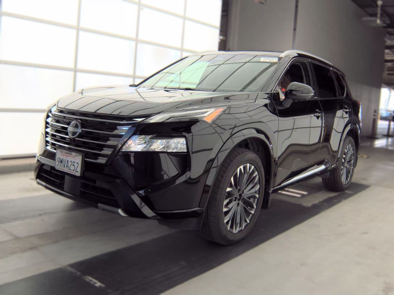 2024 NISSAN ROGUE Platinum