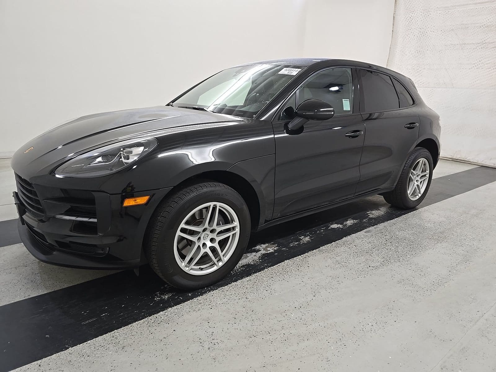 2020 PORSCHE MACAN Base
