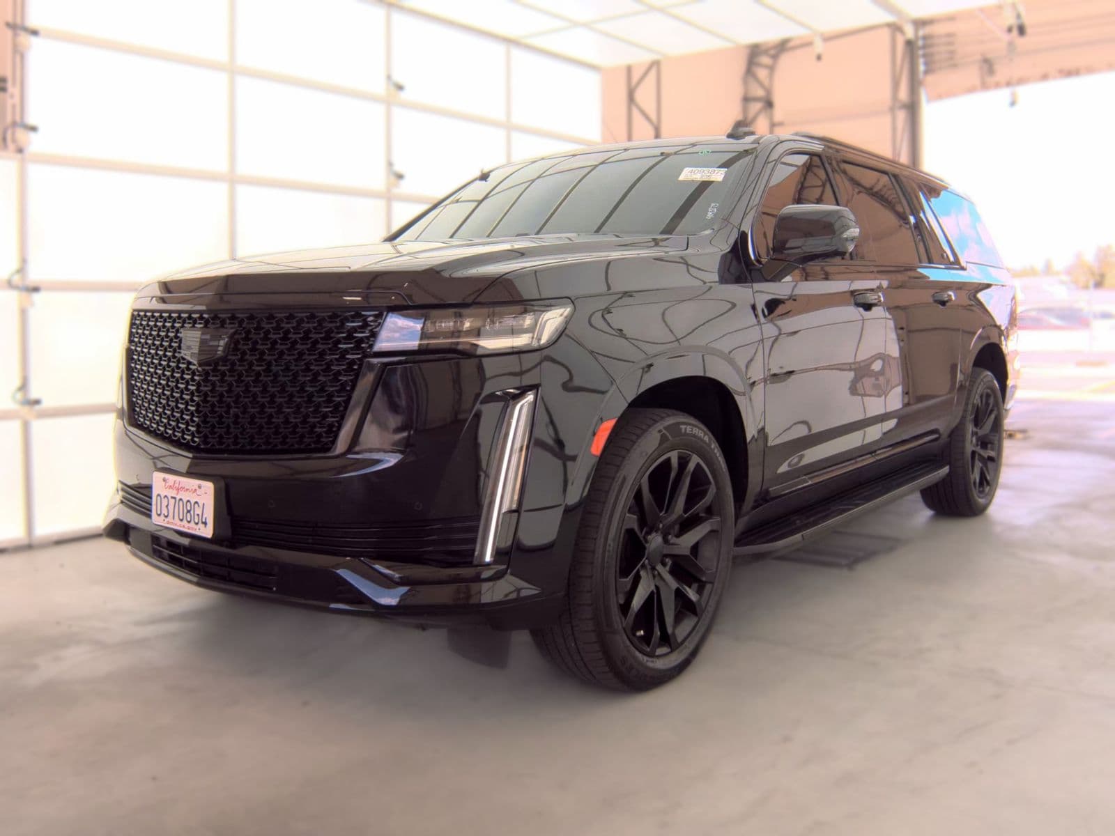 2023 CADILLAC ESCALADE ESV Luxury