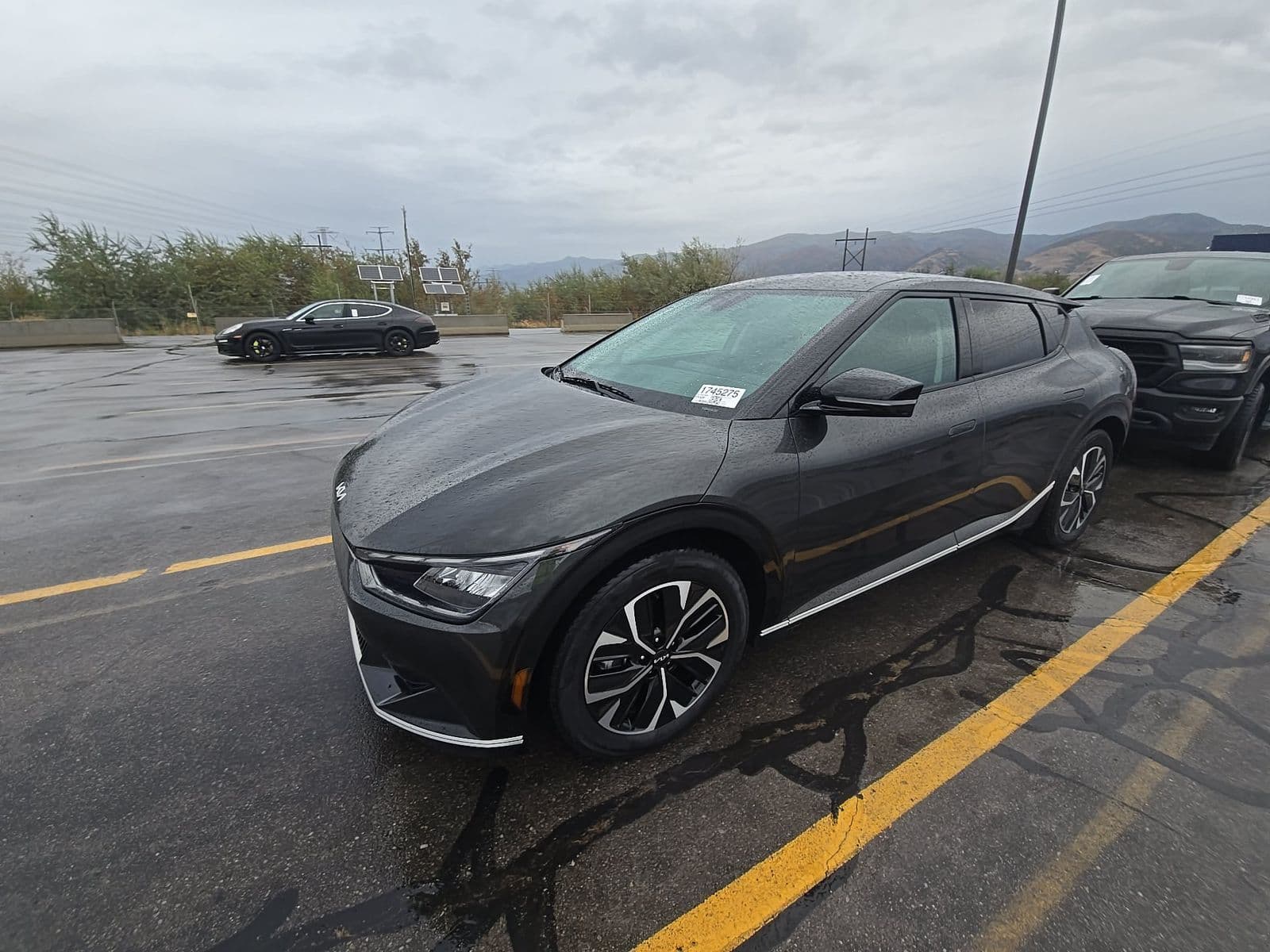 2023 KIA EV6 Wind