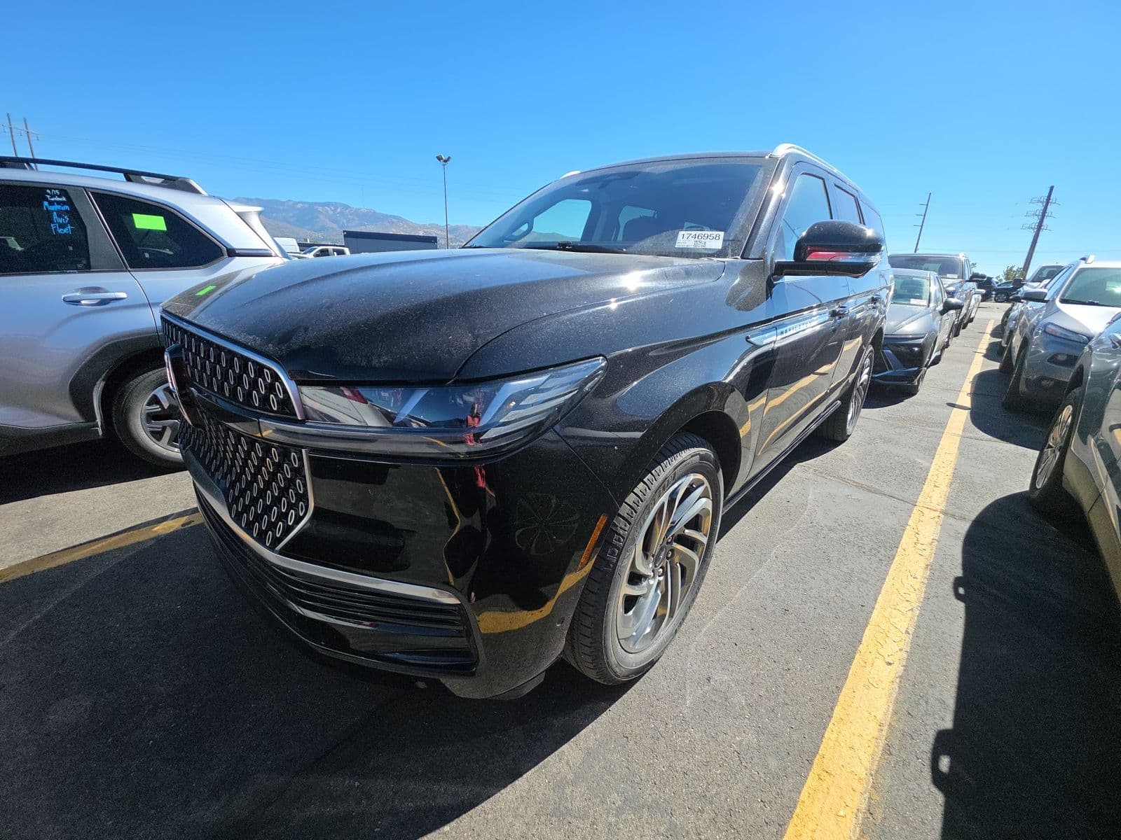 2025 LINCOLN NAVIGATOR Reserve