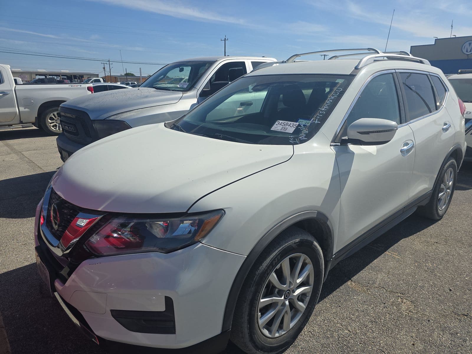 2019 NISSAN ROGUE S 1