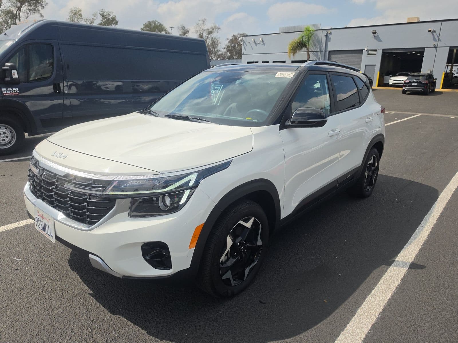 2025 KIA SELTOS S