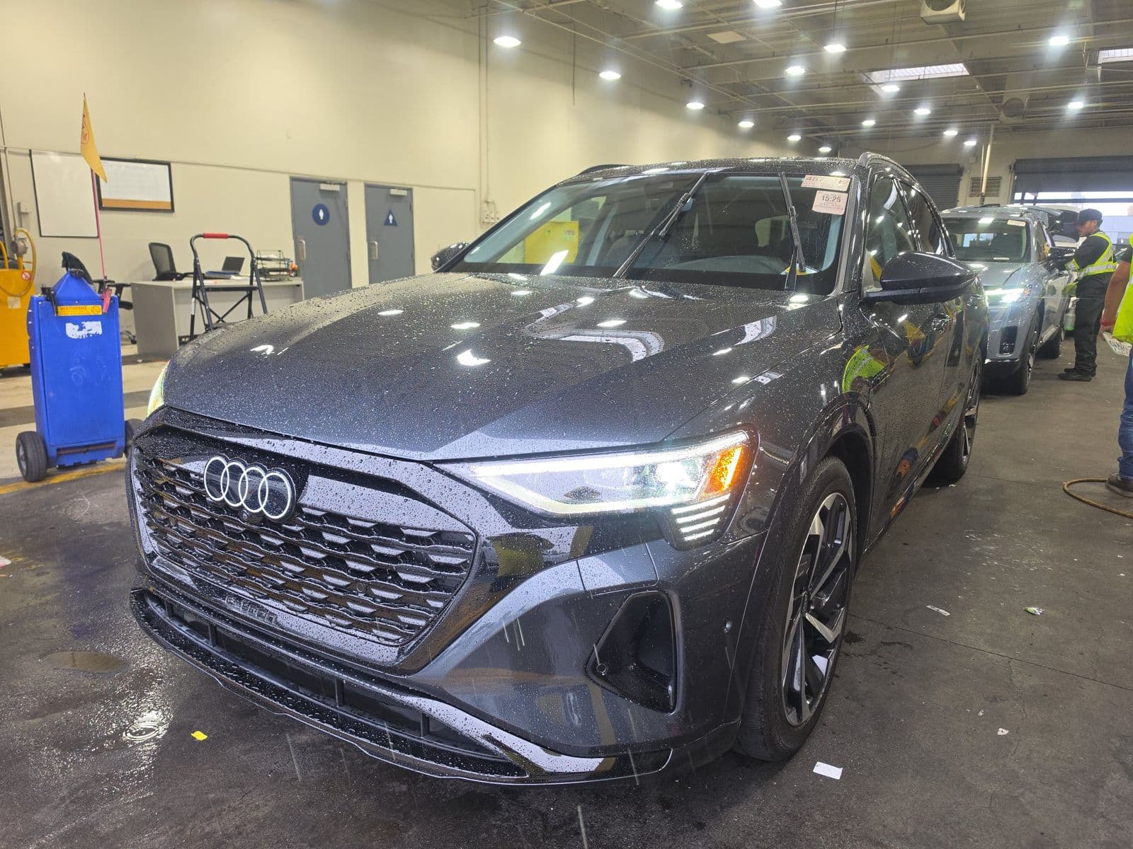 2024 AUDI Q8 E-TRON PREMIUM Plus