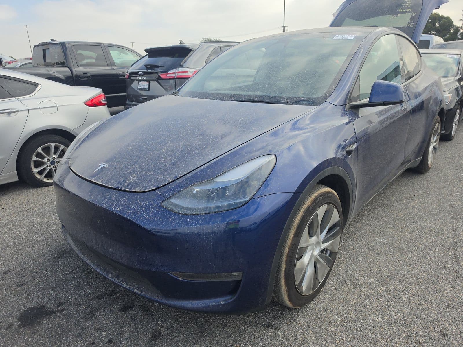2024 TESLA MODEL Y LONG Range