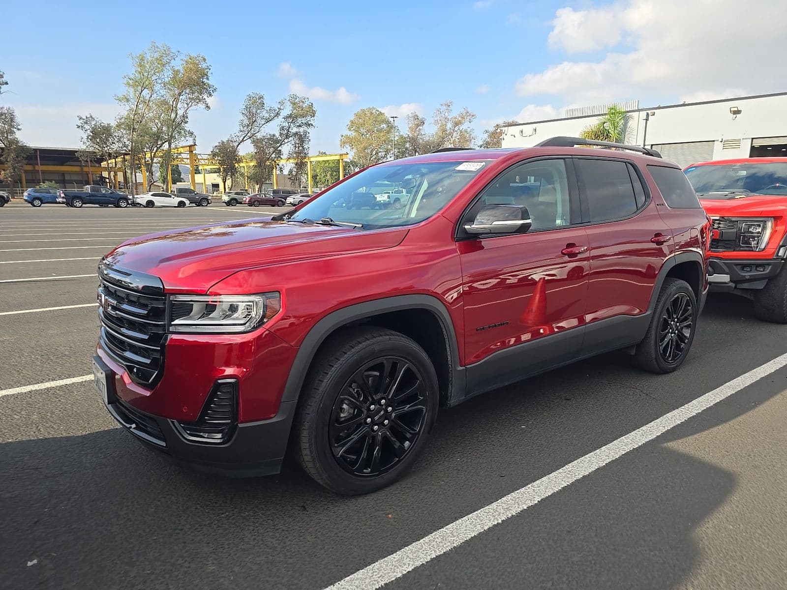 2023 GMC ACADIA SLE