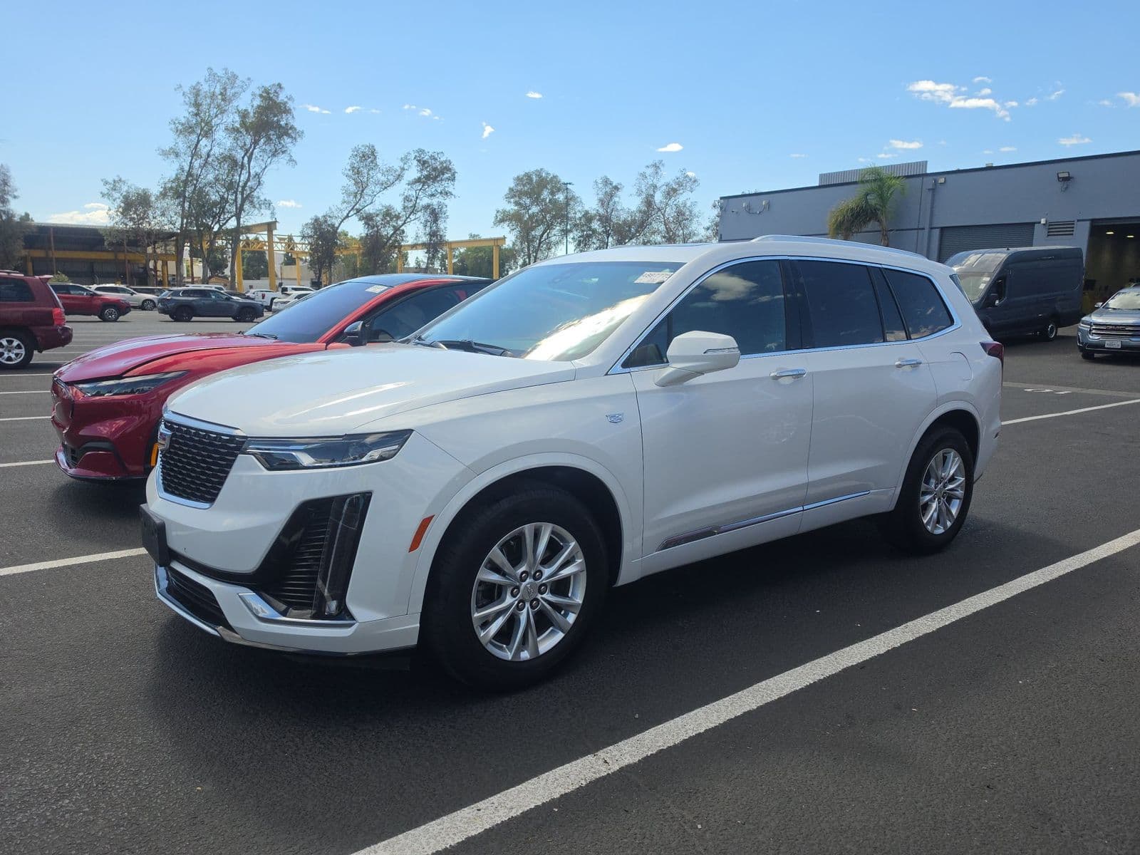2023 CADILLAC XT6 Luxury