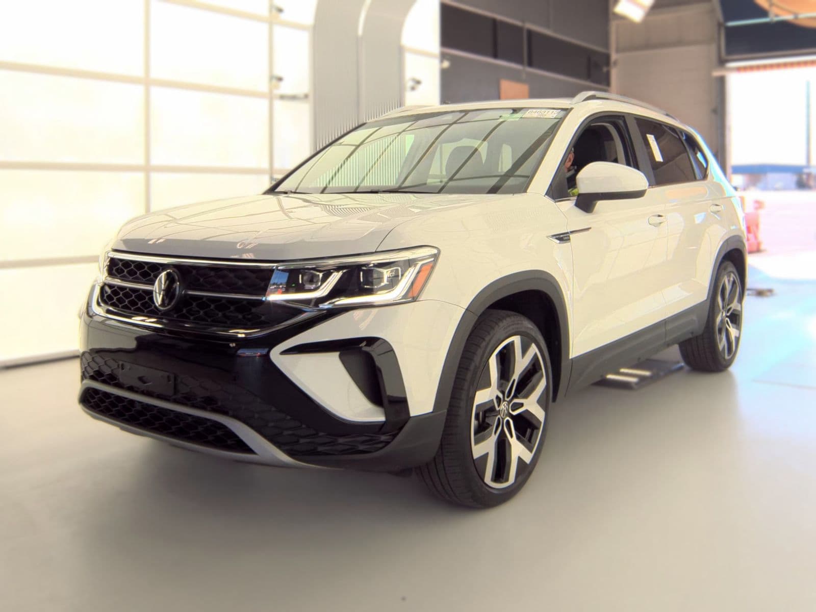 2023 VOLKSWAGEN TAOS SEL