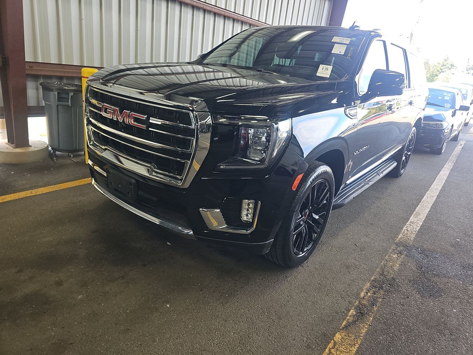2022 GMC YUKON XL SLT