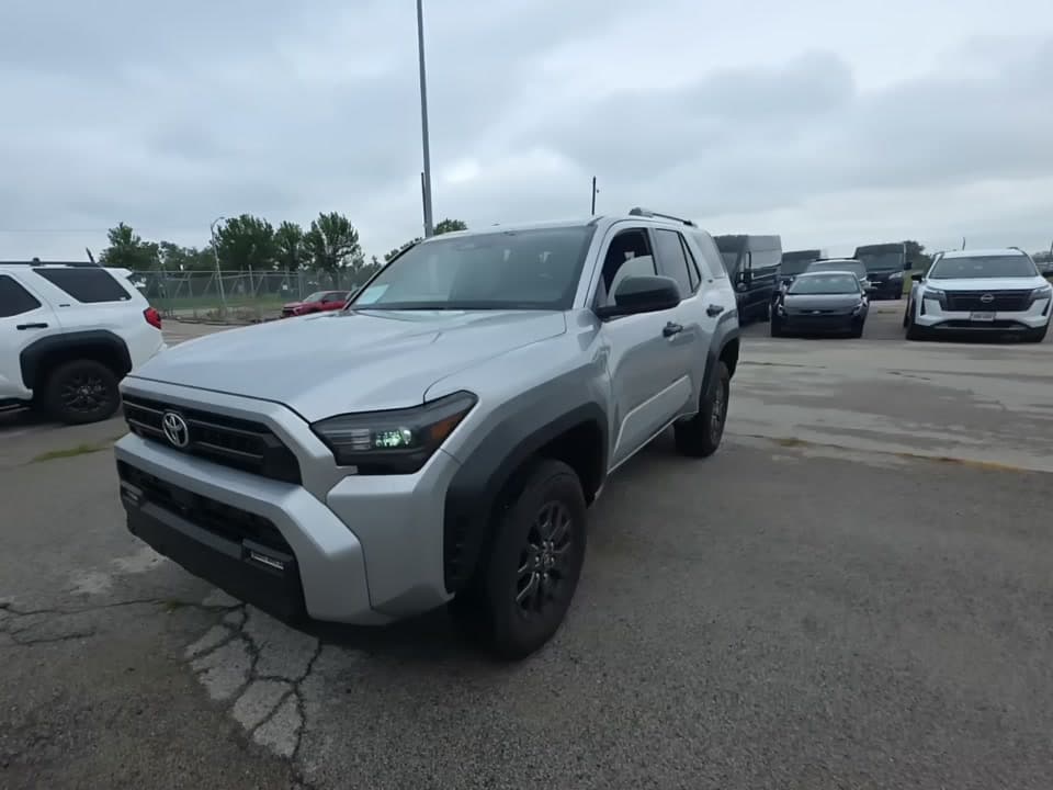 2026 TOYOTA 4RUNNER SR5