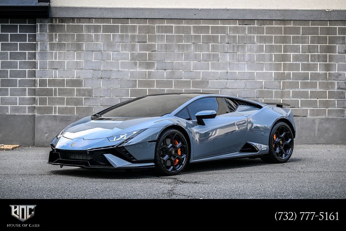 2024 LAMBORGHINI HURACAN Tecnica