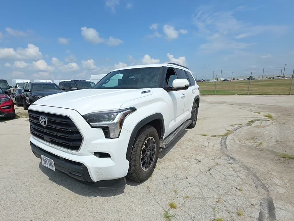 2026 TOYOTA SEQUOIA SR5
