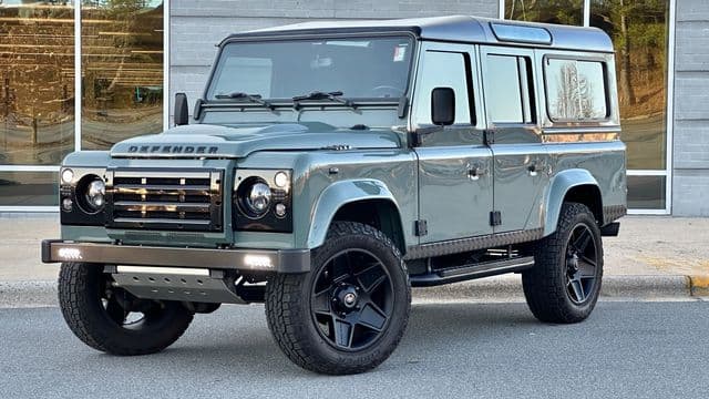 2020 LAND ROVER Defender