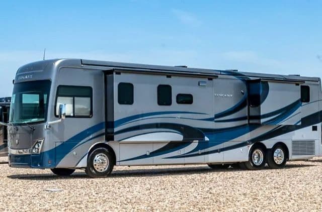 2023 FREIGHTLINER X-LINE