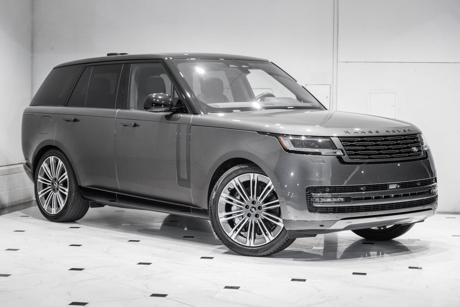 2023 LAND ROVER RANGE ROVER SE