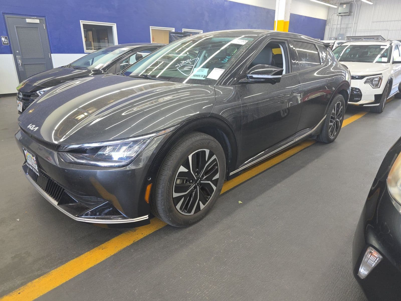 2023 KIA EV6 Wind