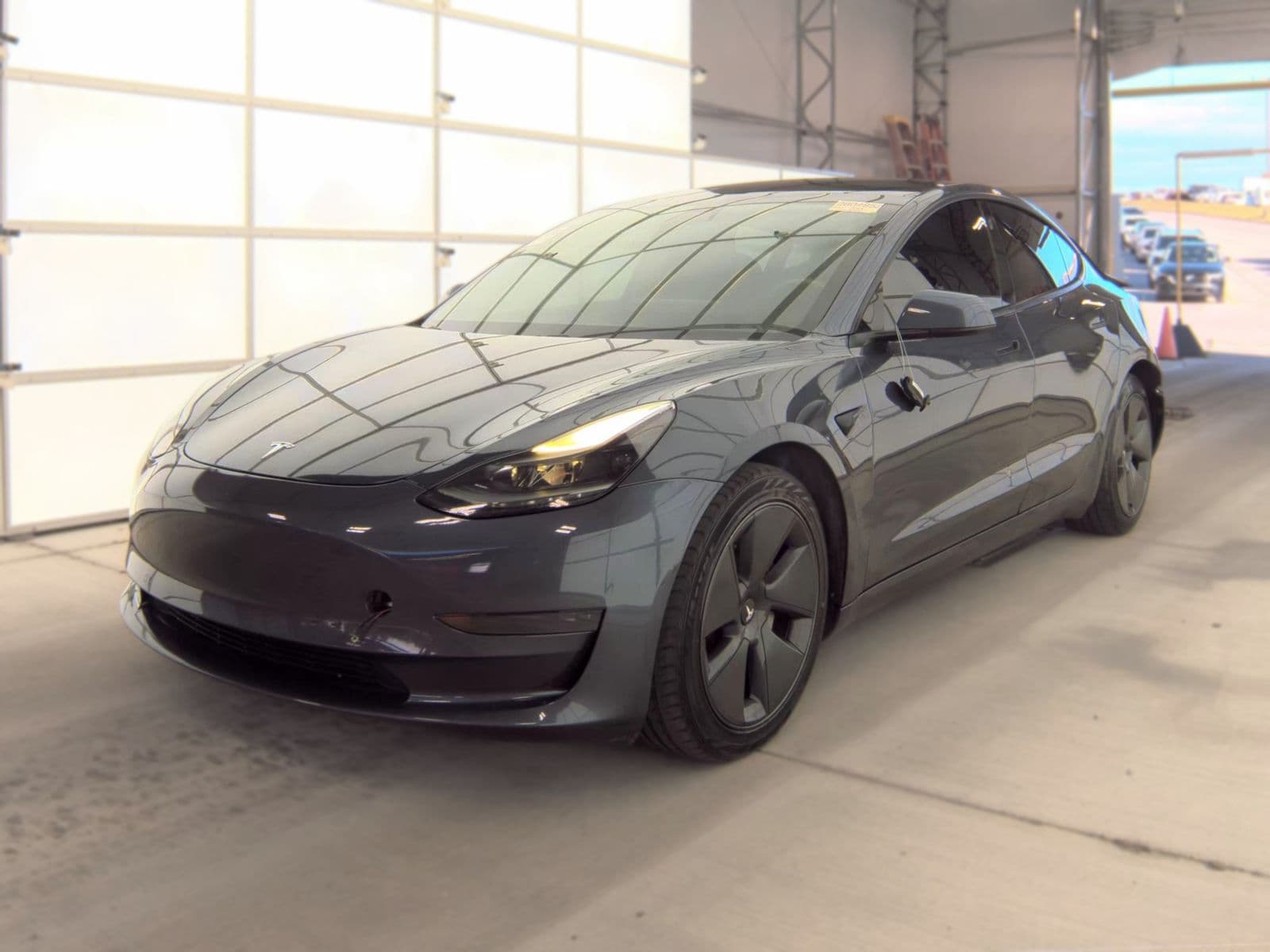 2021 TESLA MODEL 3 STANDARD RANGE Plus 1